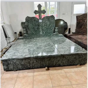 Oliver Green double tombstone