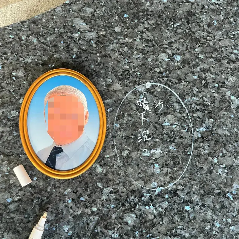 bespoke-memorial-ceramic-portrait