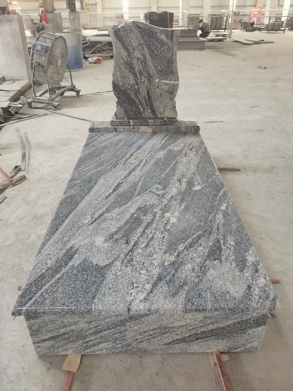 China Juparana granite Hungary-style single tombstone with full cover slabs and upright headstone